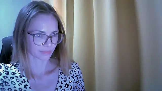 Snapshot of SEA_Dream chatting on 10/01/25, 08:20 SEA Dream online show from 10/01/25, 08:20