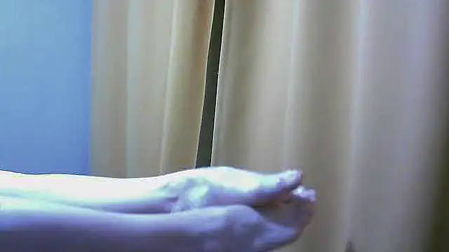 Snapshot of SEA_Dream chatting on 10/21/25, 04:41 SEA Dream online show from 10/21/25, 04:41