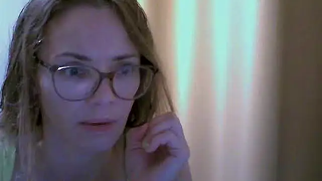 SEA Dream online show from 12/01/25, 04:06