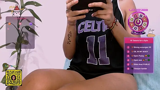 Nocturnawitch online show from 11/06/25, 03:02