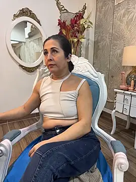 Scarlet  Milff online show from 02/16/26, 04:03