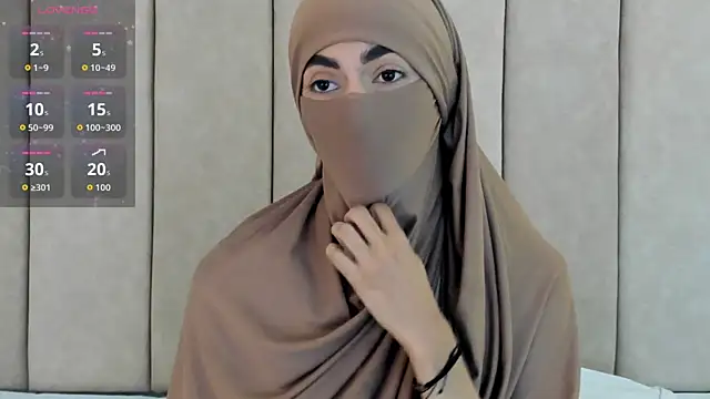  Zahiira  online show from 10/22/25, 12:16