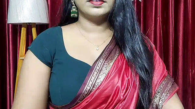 Webrowncouple online show from 10/19/25, 08:04