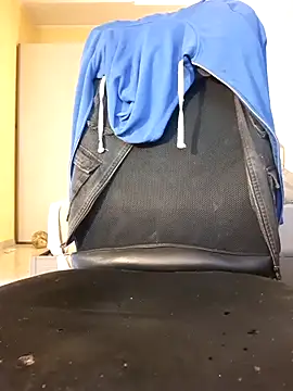 KalendaXL online show from 11/26/25, 02:40