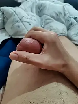 emrekzlk52 online show from 02/28/26, 10:49