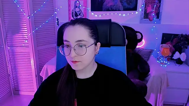 VirtuallVoyant online show from 09/13/25, 04:45