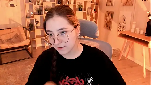 VirtuallVoyant online show from 09/29/25, 04:39