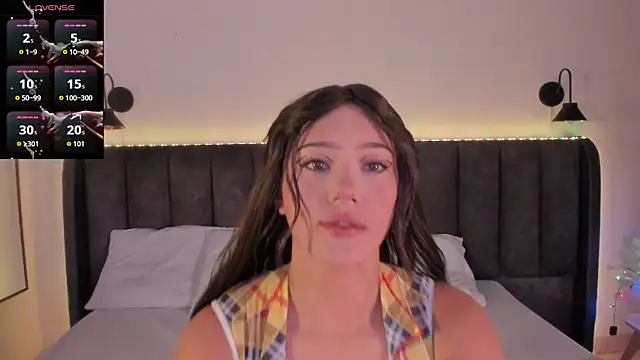 Sophie Smith19  online show from 12/05/25, 03:09