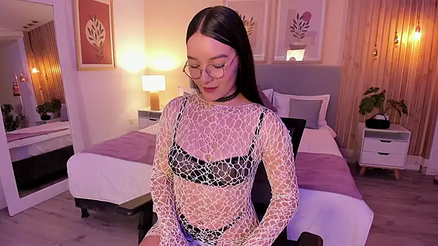 AuroraEvanss online show from 02/09/26, 09:41