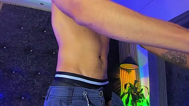 hot alpha boys online show from 09/09/25, 10:20