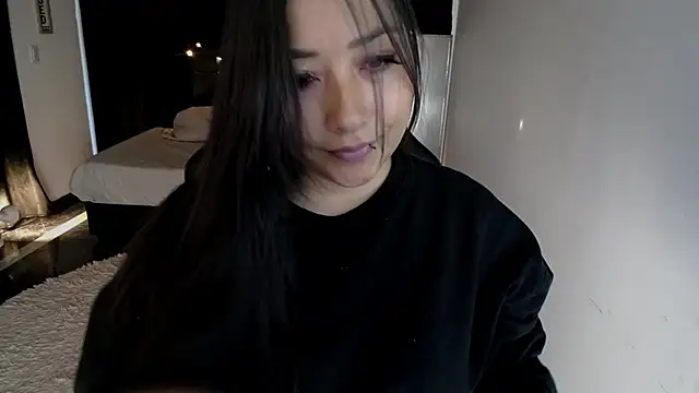 Mia 1120 online show from 09/11/25, 10:32