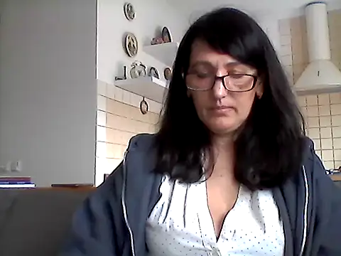 Elena48324 online show from 04/13/26, 10:32