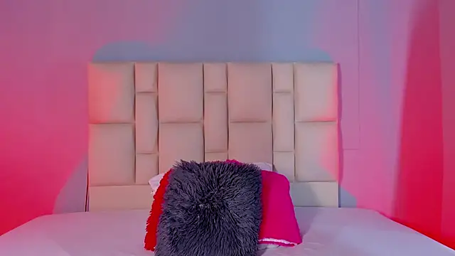 Zafiro  Brown online show from 01/18/26, 12:20