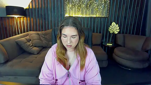 Sofii darling online show from 05/29/26, 04:38