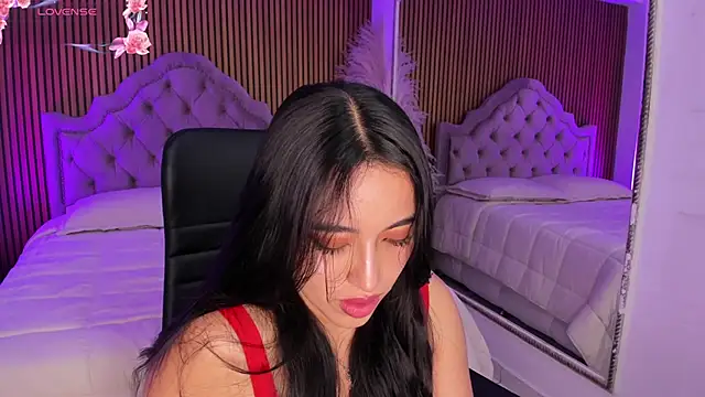 Starbutterflyy  online show from 03/09/26, 05:00