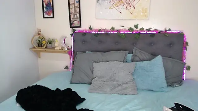 valentini villa online show from 02/06/26, 07:39