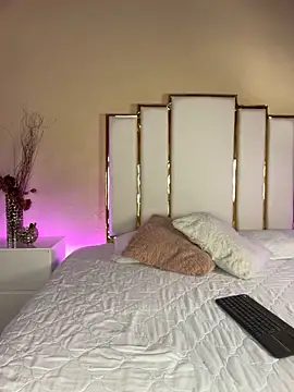 Alexandraa Gomez online show from 09/15/25, 08:42