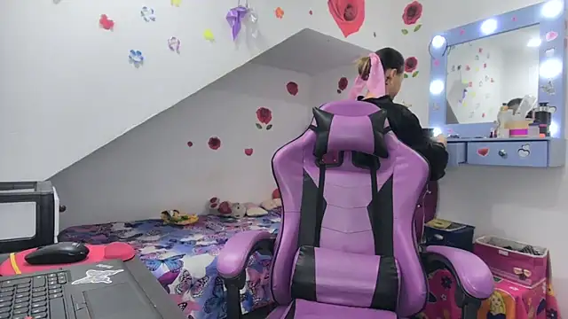 soffy rosses online show from 10/24/25, 03:58