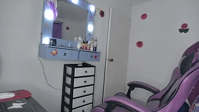 soffy rosses online show from 04/18/26, 04:27