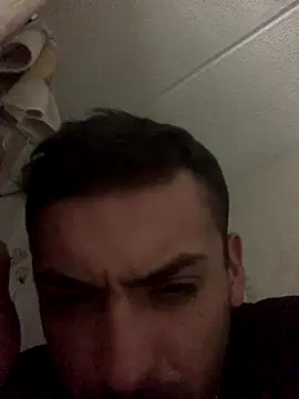 Snapshot of malek_xarx_ chatting on 09/09/25, 02:33 malek xarx online show from 09/09/25, 02:33