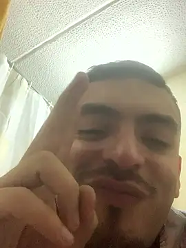 malek xarx  online show from 11/19/25, 01:49