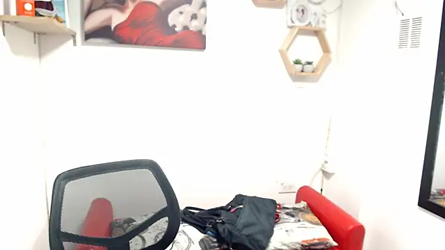 DIVAX MONSERRAT online show from 02/28/26, 10:49