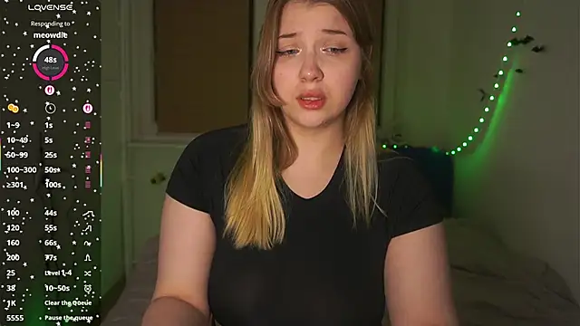 CuteSharloti online show from 12/20/25, 05:31