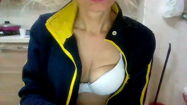 Kelly80 online show from 03/25/26, 03:45