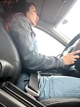 Miss-Brazil online show from 12/17/25, 05:19