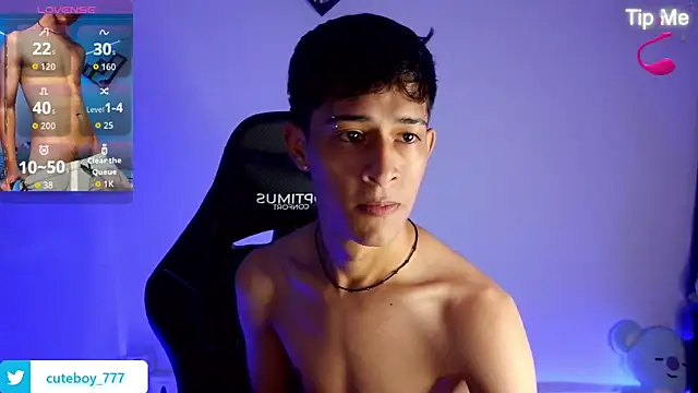 Danny cute 05 online show from 10/20/25, 10:49