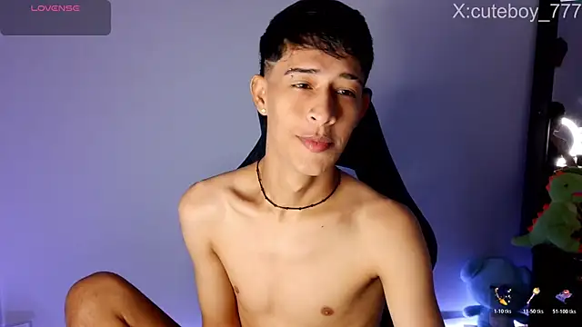 Danny cute 05 online show from 11/05/25, 10:04