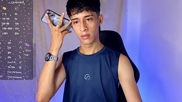 Danny cute 05 online show from 05/13/26, 03:42