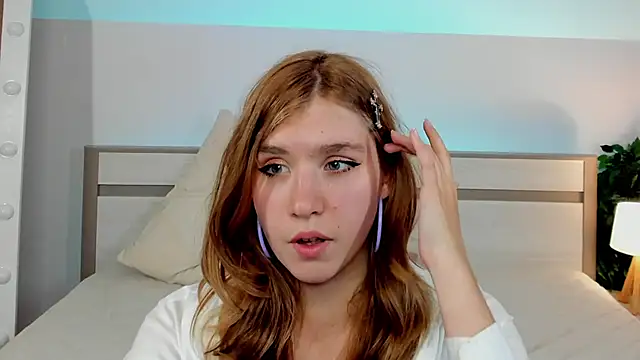 Iris Rain online show from 09/15/25, 10:26