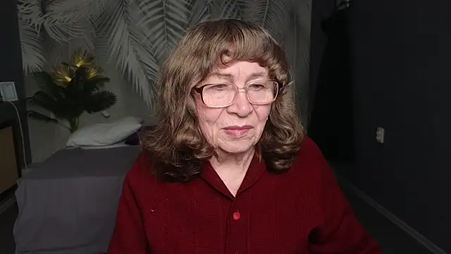 Betty Brick online show from 04/19/26, 10:36