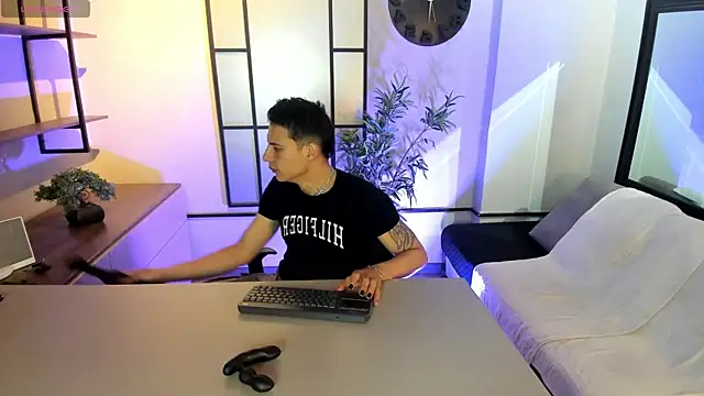 Dustin Sonne online show from 10/15/25, 03:39