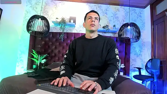 Dustin Sonne online show from 04/22/26, 03:42