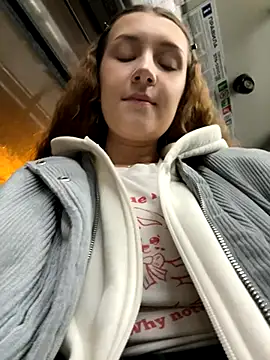 katexxxx online show from 11/07/25, 04:51