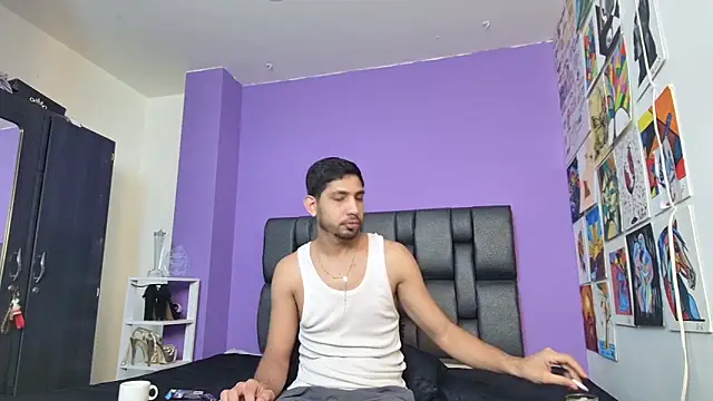 ashtoncooperr online show from 10/07/25, 06:16