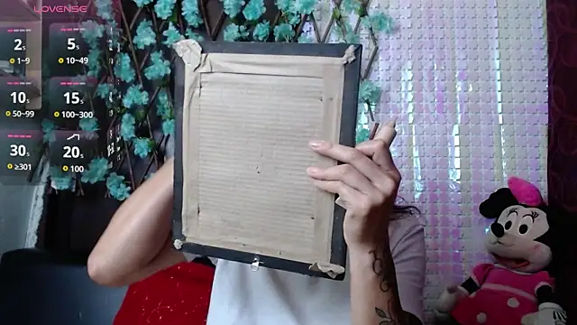 darling hott online show from 09/15/25, 11:10