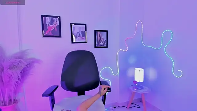 brithanygate online show from 04/20/26, 01:47