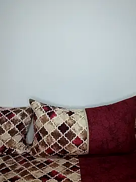 Snapshot of linakhalifa chatting on 07/11/26, 10:29 linakhalifa online show from 07/11/26, 10:29