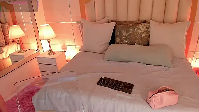 MaddieParker online show from 05/10/26, 07:08