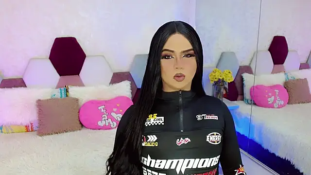 kushina uzumaki75 online show from 10/11/25, 04:22