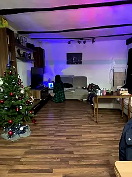 Seductively4 20 online show from 11/30/25, 12:42