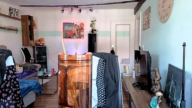 Seductively4 20 online show from 07/18/26, 07:45