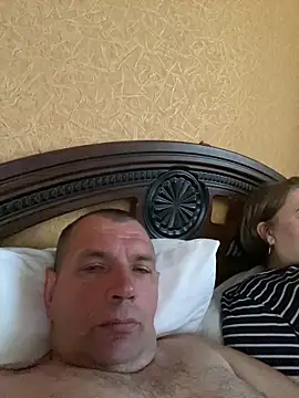 ReginaAndGordon online show from 04/15/26, 03:52