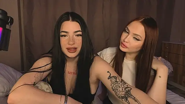 Snapshot of honey_____bunny chatting on 10/17/25, 11:46 honey bunny online show from 10/17/25, 11:46