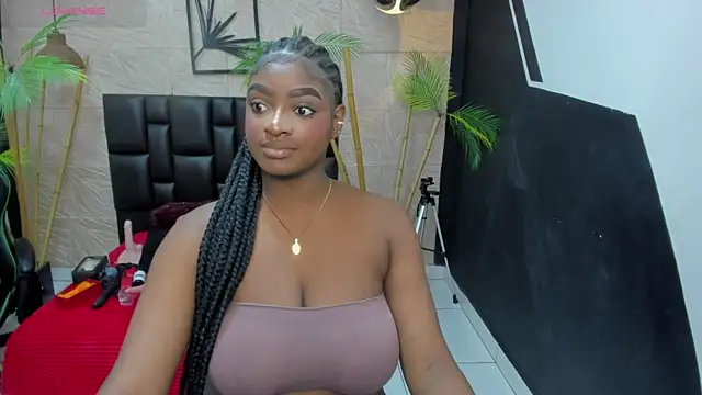 Snapshot of alana_bonny chatting on 05/17/26, 12:56 alana bonny online show from 05/17/26, 12:56