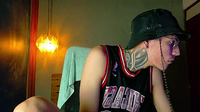 david huge online show from 04/15/26, 04:30