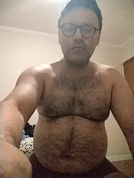 LeoMaduroSP online show from 11/04/25, 04:11